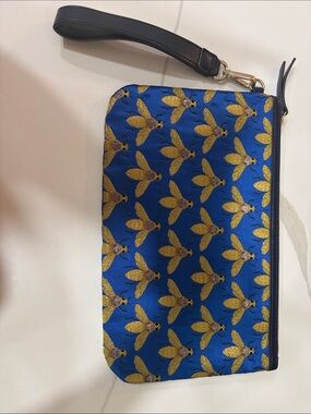Blue Bee Print Wristlet Clutch